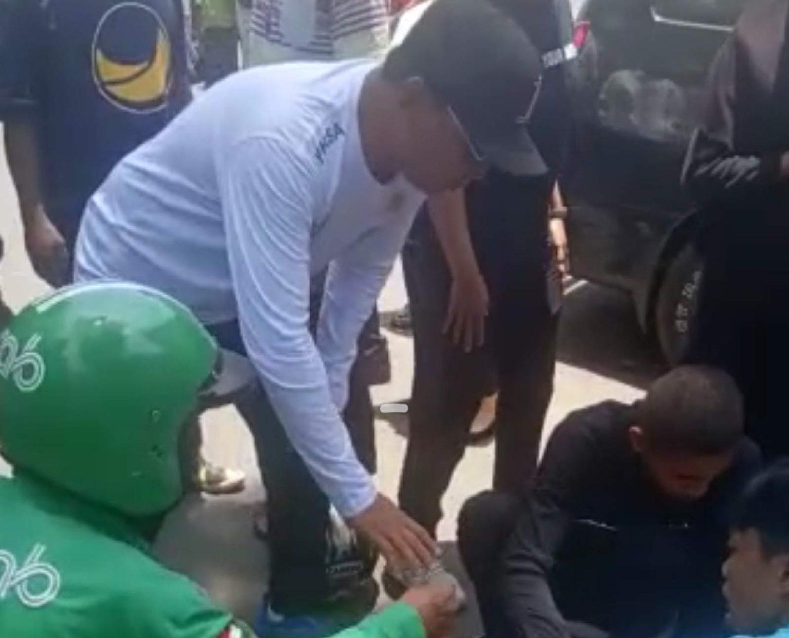 Wali Kota Makassar Spontan Bantu Korban Kecelakaan di Jalan Arief Rate